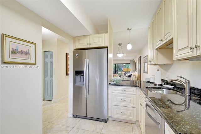 3605 S Ocean Blvd 206, South Palm Beach, FL 33480