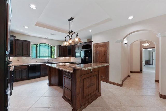 41411 Roundup Road, Magnolia, TX 77354