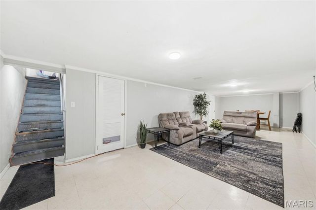 8339 Latty Avenue, Hazelwood, MO 63042