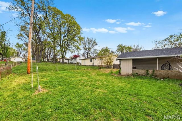 8339 Latty Avenue, Hazelwood, MO 63042