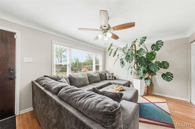 8339 Latty Avenue, Hazelwood, MO 63042