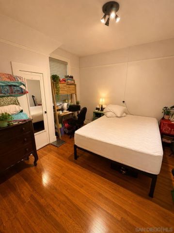 215 Spruce Street, San Diego, CA 92103