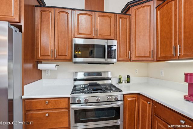 1927 W Destiny Circle, Wasilla, AK 99654