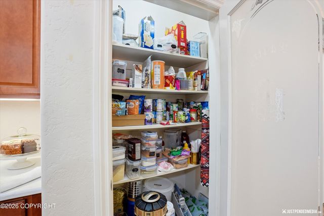 1927 W Destiny Circle, Wasilla, AK 99654