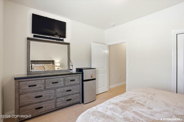 1927 W Destiny Circle, Wasilla, AK 99654