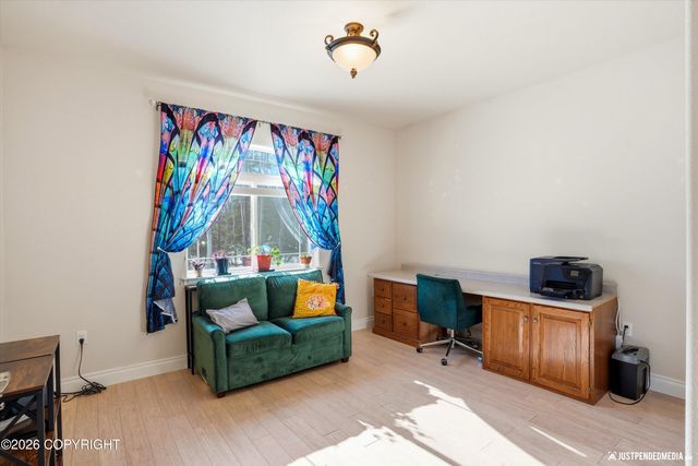 1927 W Destiny Circle, Wasilla, AK 99654