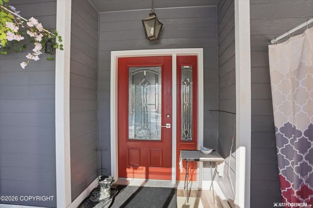 1927 W Destiny Circle, Wasilla, AK 99654