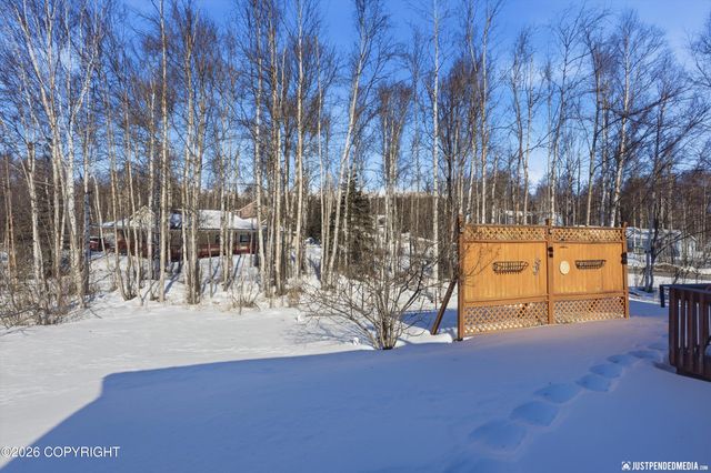 1927 W Destiny Circle, Wasilla, AK 99654