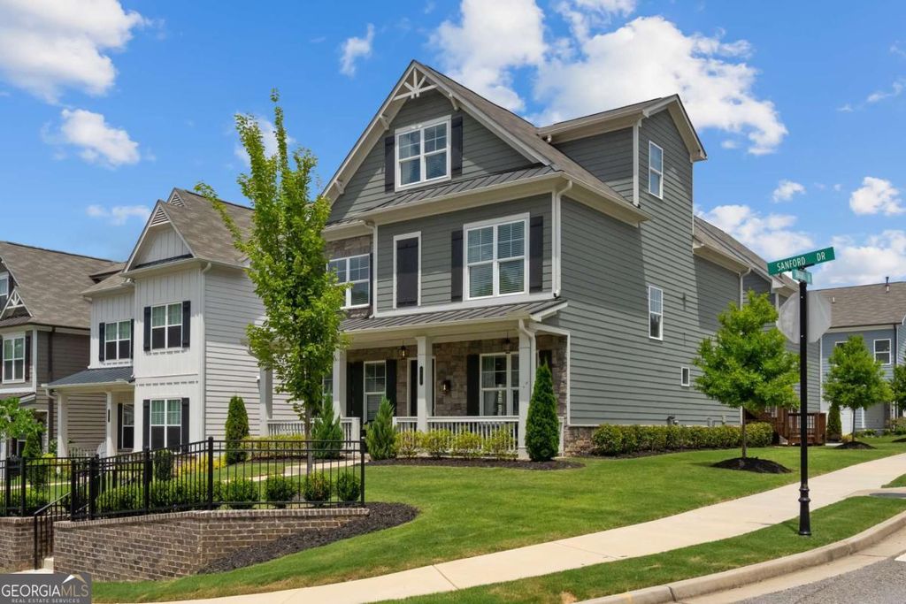 1817 Sanford Drive NW, Atlanta, GA 30318