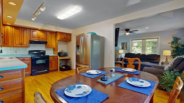 85 Sand Road, Colchester (colchester), VT 05446