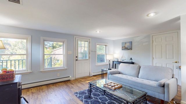 85 Sand Road, Colchester (colchester), VT 05446