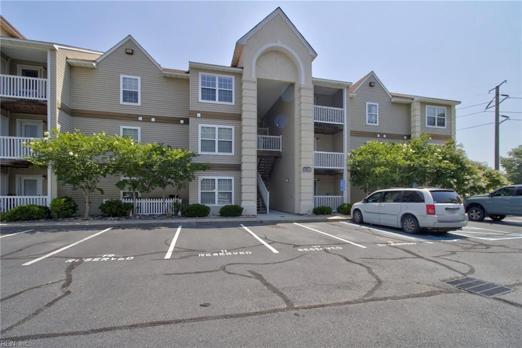 400 Egret Lndg Apt 202, Virginia Beach, VA 23454
