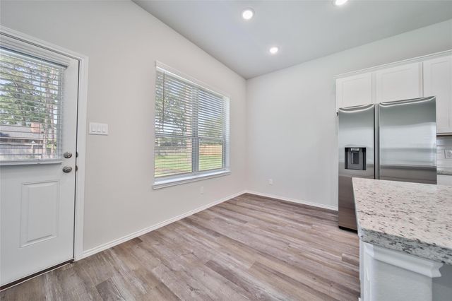 1410 Glenoaks Drive, Conroe, TX 77385