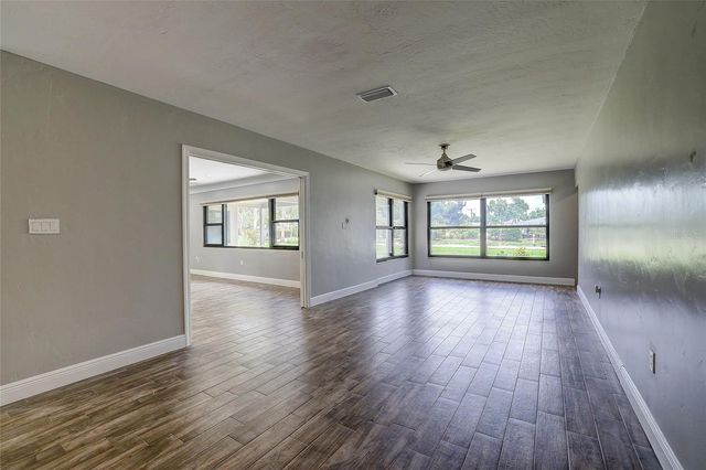 323 SUWANEE AVENUE, Sarasota, FL 34243