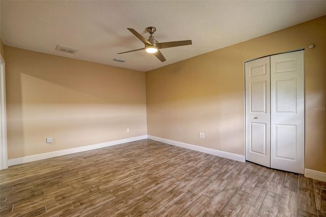 323 SUWANEE AVENUE, Sarasota, FL 34243