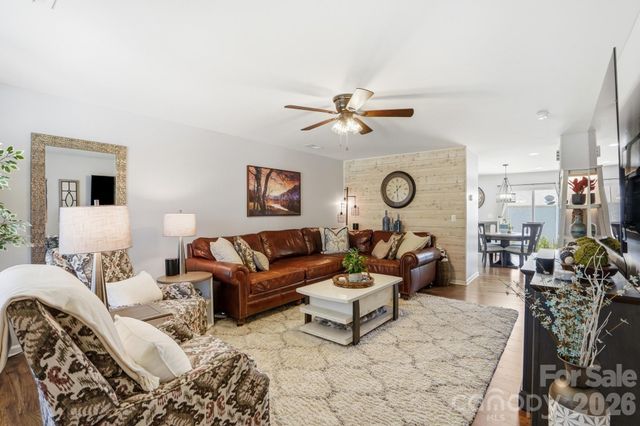 2757 Waybrook Drive, Dallas, NC 28034