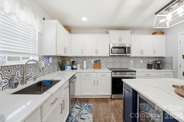 2757 Waybrook Drive, Dallas, NC 28034