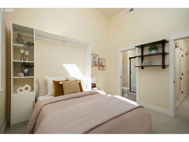 7520 Se MILWAUKIE Ave 201, Portland, OR 97202