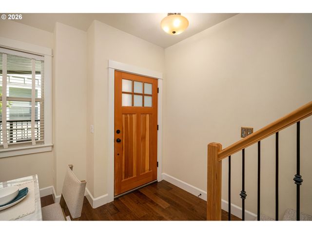 7520 Se MILWAUKIE Ave 201, Portland, OR 97202