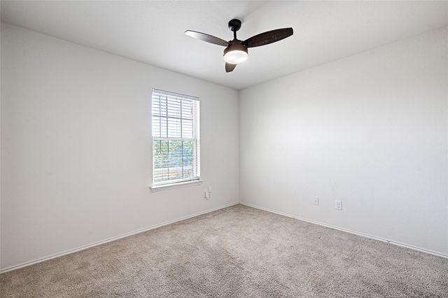 4017 Springfield Lane, Heartland, TX 75126