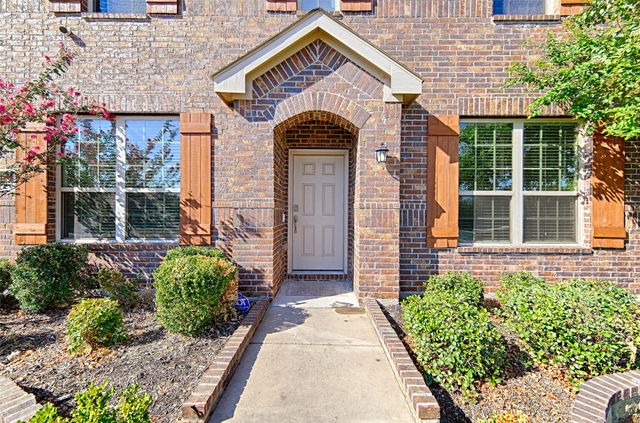 4017 Springfield Lane, Heartland, TX 75126