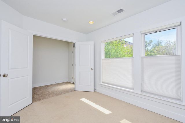 8337 LOOKING GLASS WAY, Fairfax, VA 22031