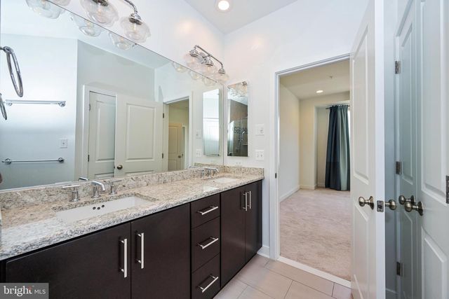 8337 LOOKING GLASS WAY, Fairfax, VA 22031