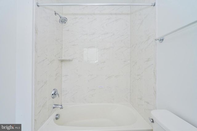 8337 LOOKING GLASS WAY, Fairfax, VA 22031