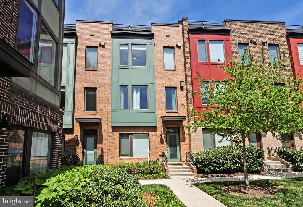 8337 LOOKING GLASS WAY, Fairfax, VA 22031