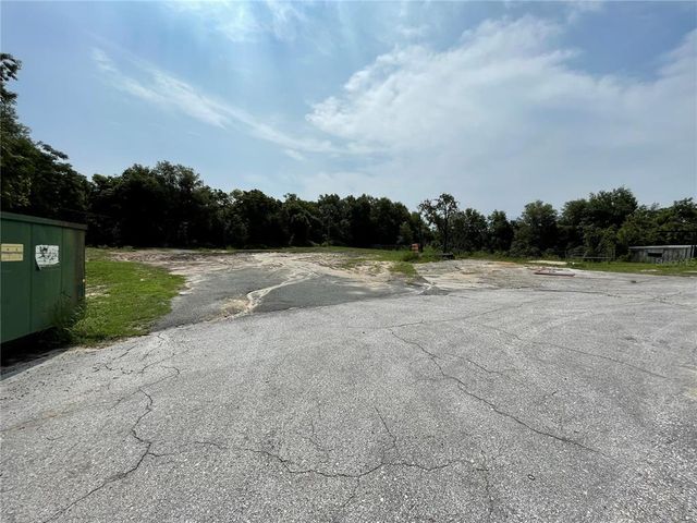 1501 ROBIE AVENUE, Mount Dora, FL 32757