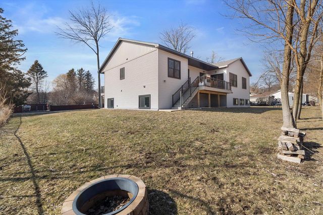 N3174 Poplar ROAD, Lake Geneva, WI 53147