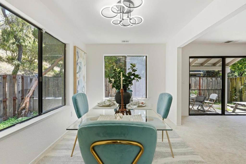 Image 10 of property listing at 3 Arete Court, Hercules, CA 94547