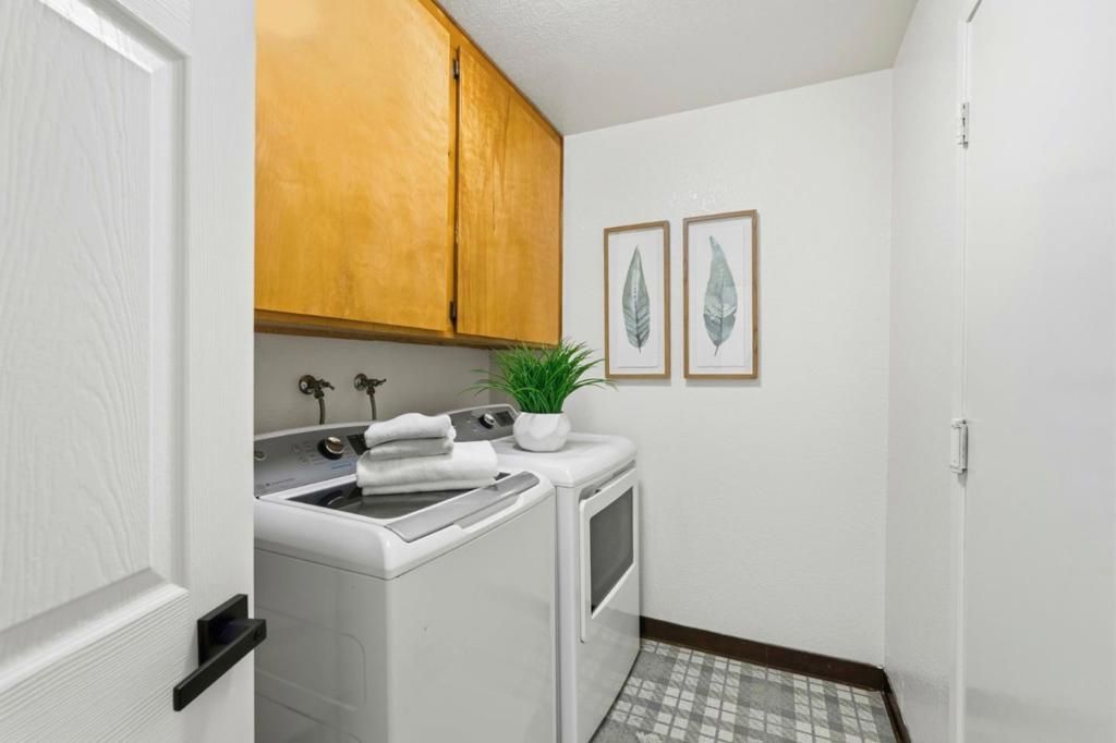 Image 20 of property listing at 3 Arete Court, Hercules, CA 94547