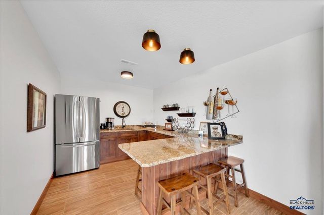 420 BELLEVIEW CT, Spearfish, SD 57783
