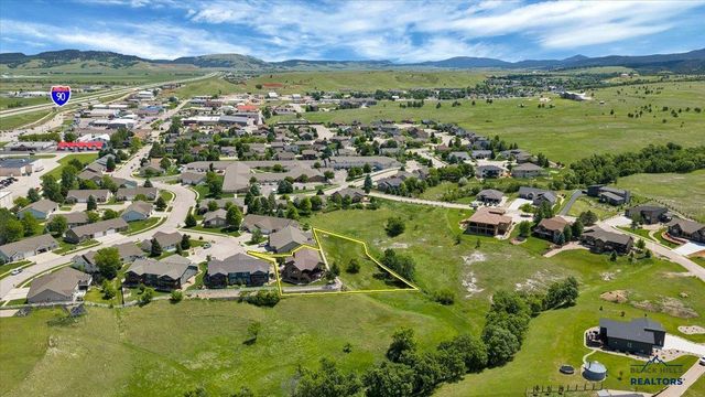 420 BELLEVIEW CT, Spearfish, SD 57783