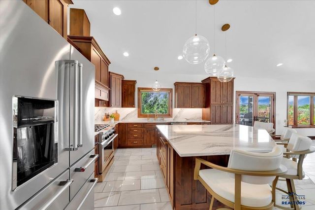 420 BELLEVIEW CT, Spearfish, SD 57783