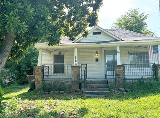815 N 20th Street, Van Buren, AR 72956