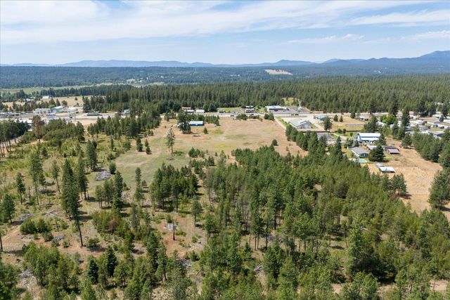 40010 N Newport Hwy, Elk, WA 99009