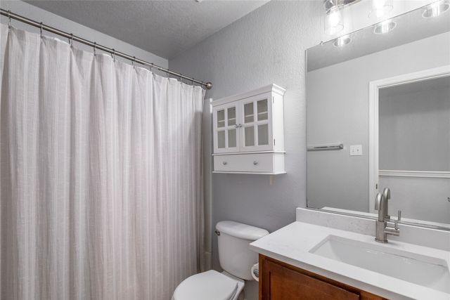 12208 Vienna Apple Road, Fort Worth, TX 76244