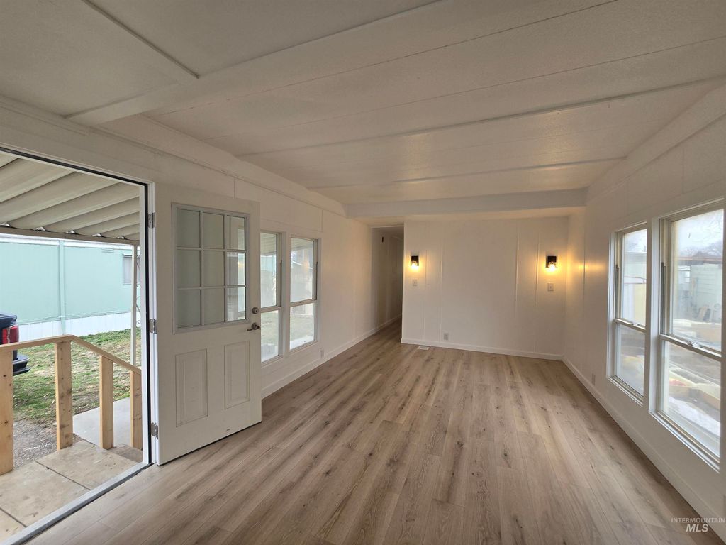 915 S Curtis 80, Boise, ID 83705 photo 3