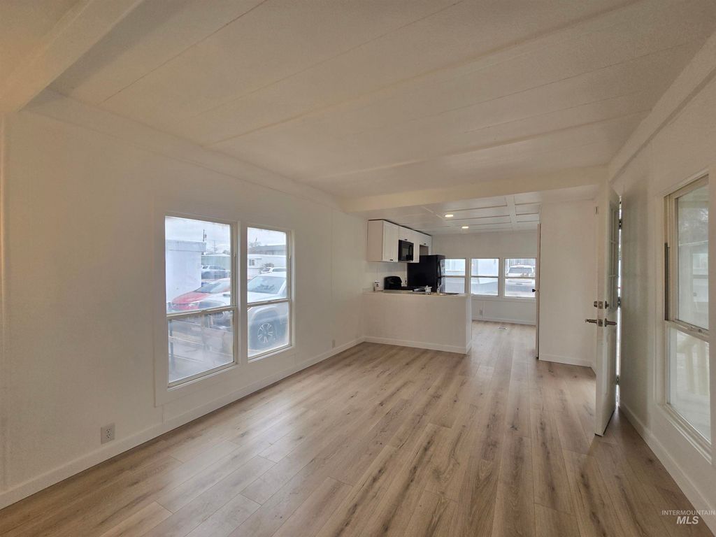 915 S Curtis 80, Boise, ID 83705 photo 4