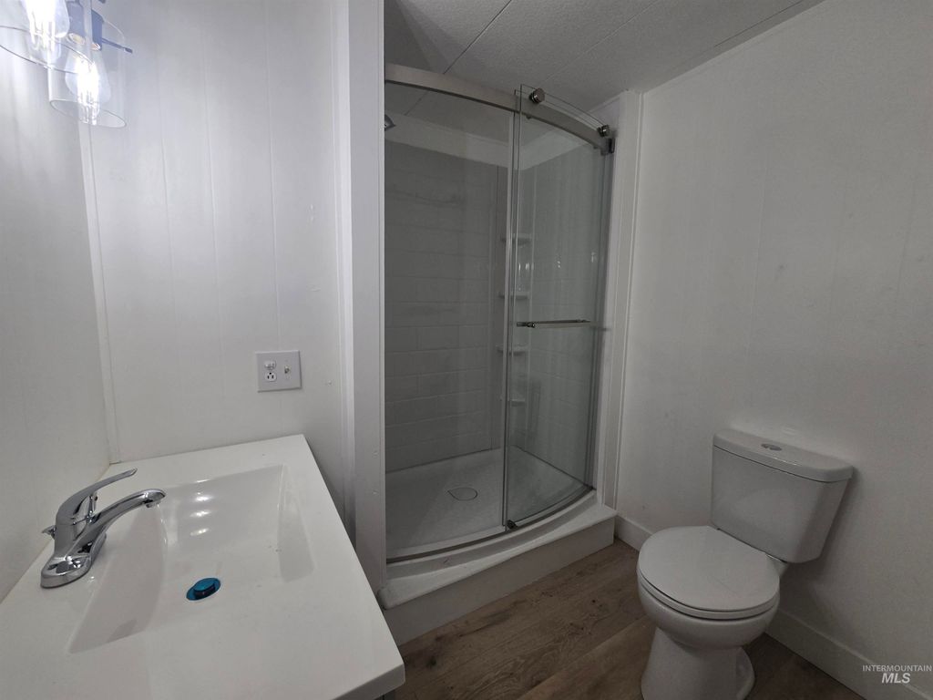 915 S Curtis 80, Boise, ID 83705 photo 9