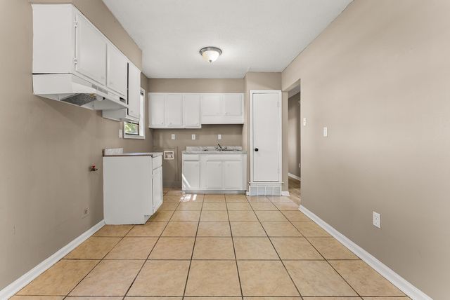 3759 MCCAIN RD, Memphis, TN 38109