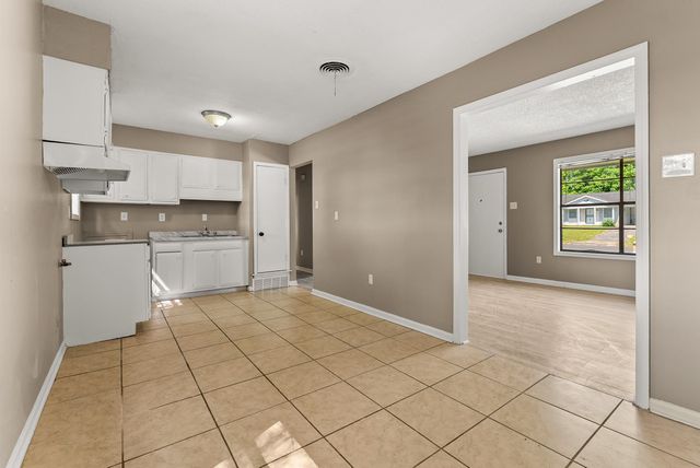 3759 MCCAIN RD, Memphis, TN 38109