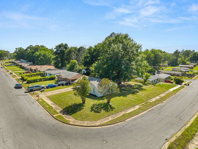 3759 MCCAIN RD, Memphis, TN 38109