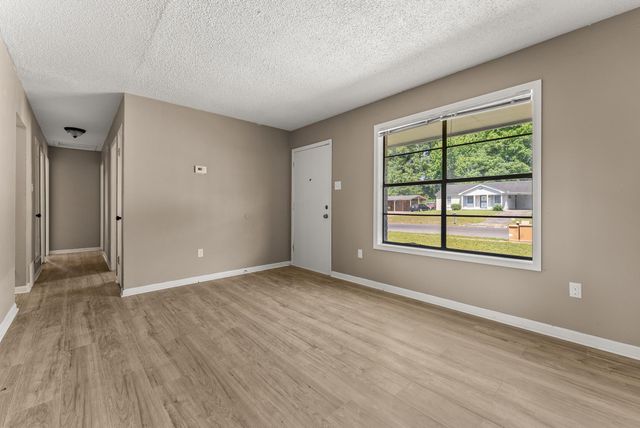 3759 MCCAIN RD, Memphis, TN 38109