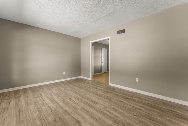 3759 MCCAIN RD, Memphis, TN 38109