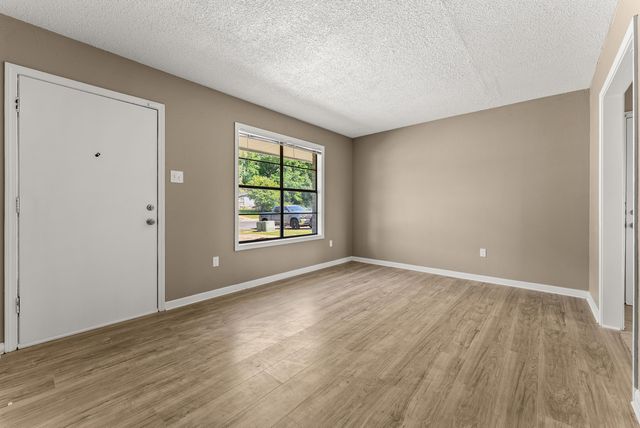 3759 MCCAIN RD, Memphis, TN 38109
