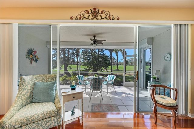 8085 Celeste DR 811, Naples, FL 34113