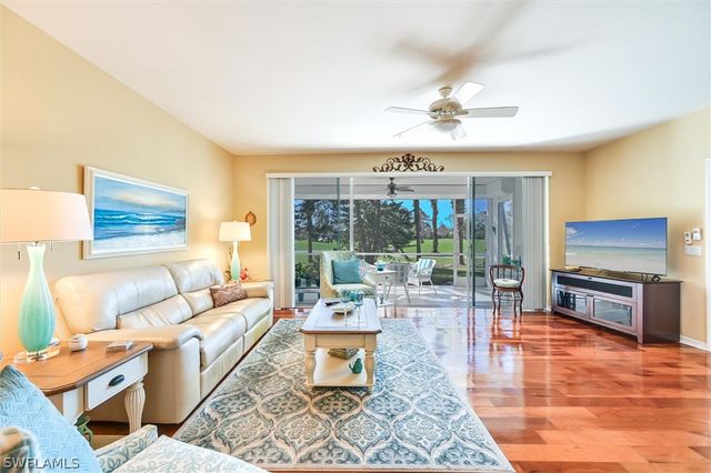 8085 Celeste DR 811, Naples, FL 34113